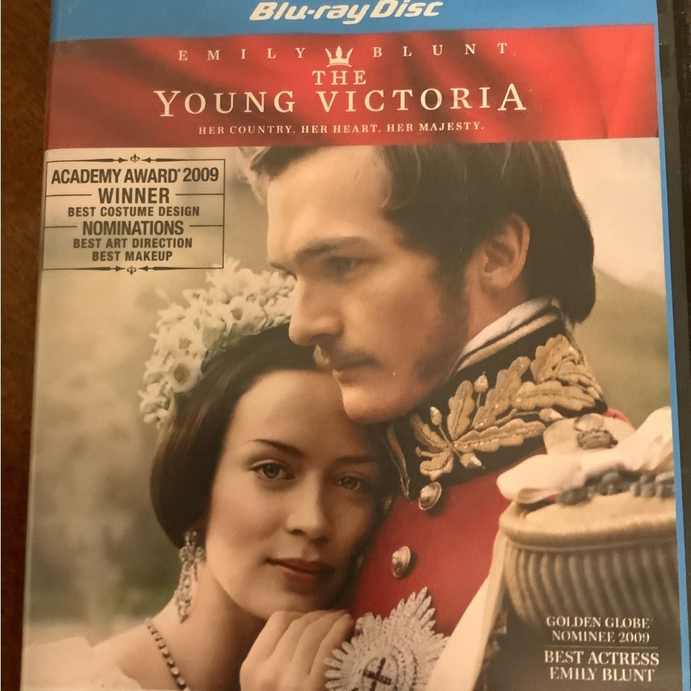 🦋 DVD: YOUNG VICTORIA